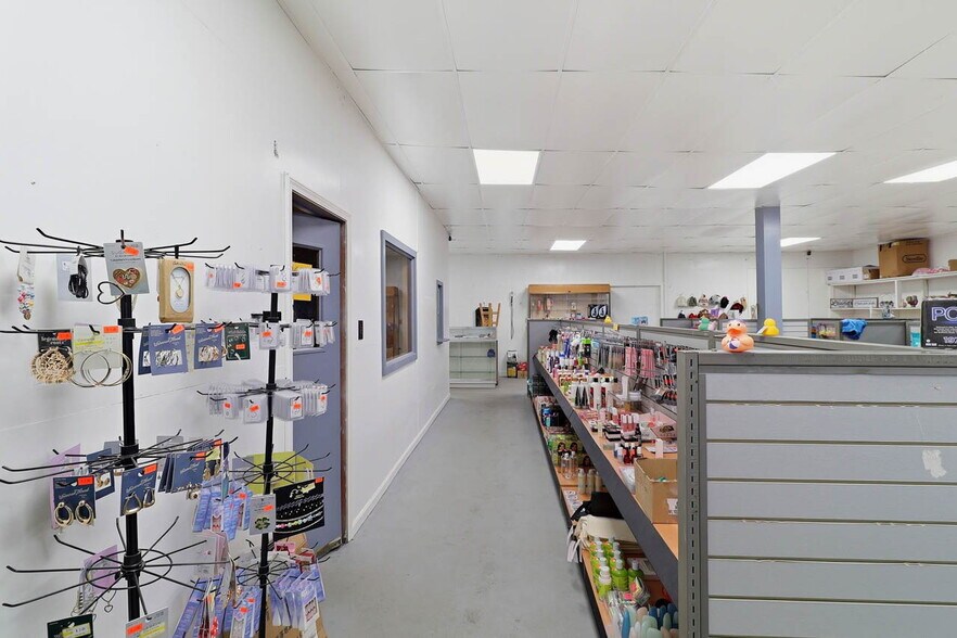 More Photos Of 500 E Main St, Lebanon Land For Sale