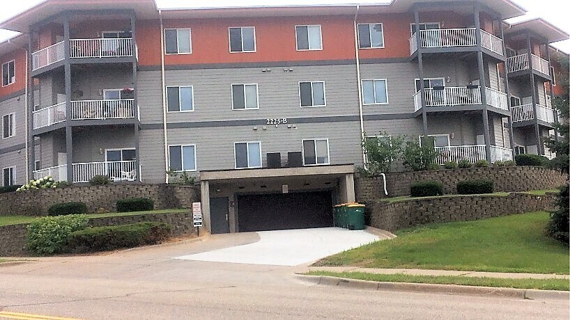 More Photos Of 2225 Orleans St W, Stillwater Apartments For Sale