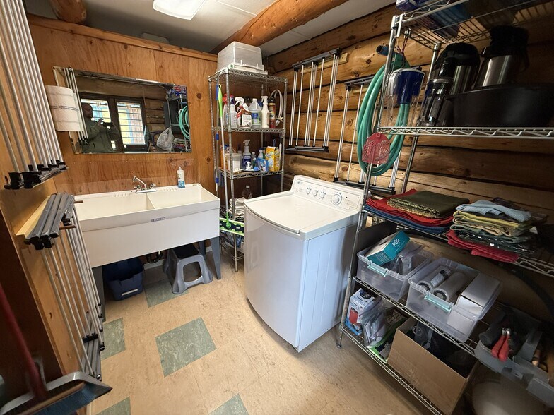 More Photos Of NHN (Nizina Road) McCarthy, Glennallen Specialty For Sale