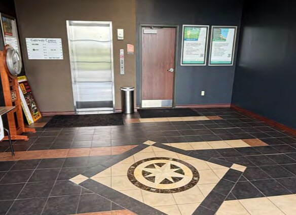 More Photos Of 8308 Lake Bonita Rd, Catlettsburg Office For Sale