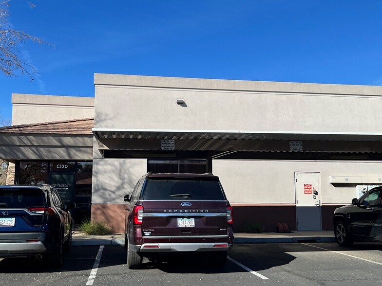 More Photos Of 7155 W Campo Bello, Glendale Office For Lease