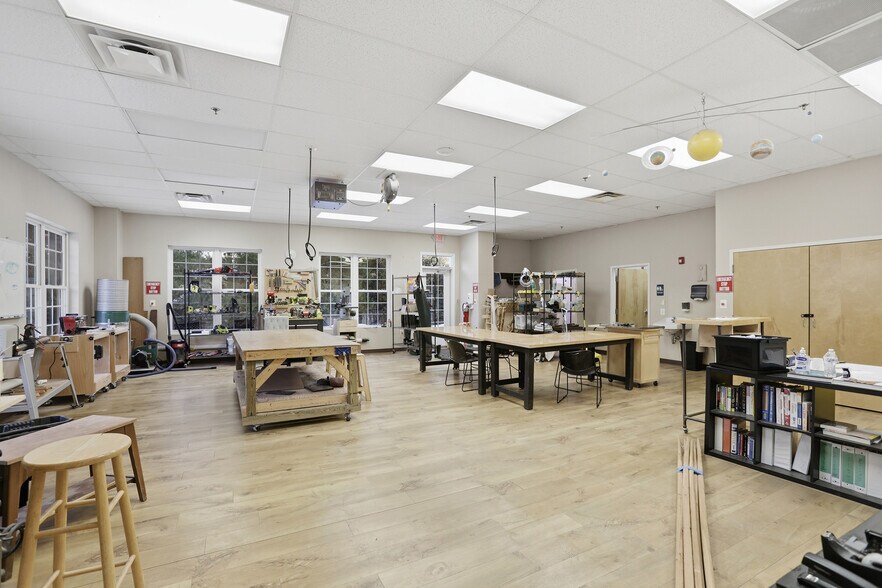 More Photos Of 10713 Tidewater Trl, Fredericksburg Schools For Sale