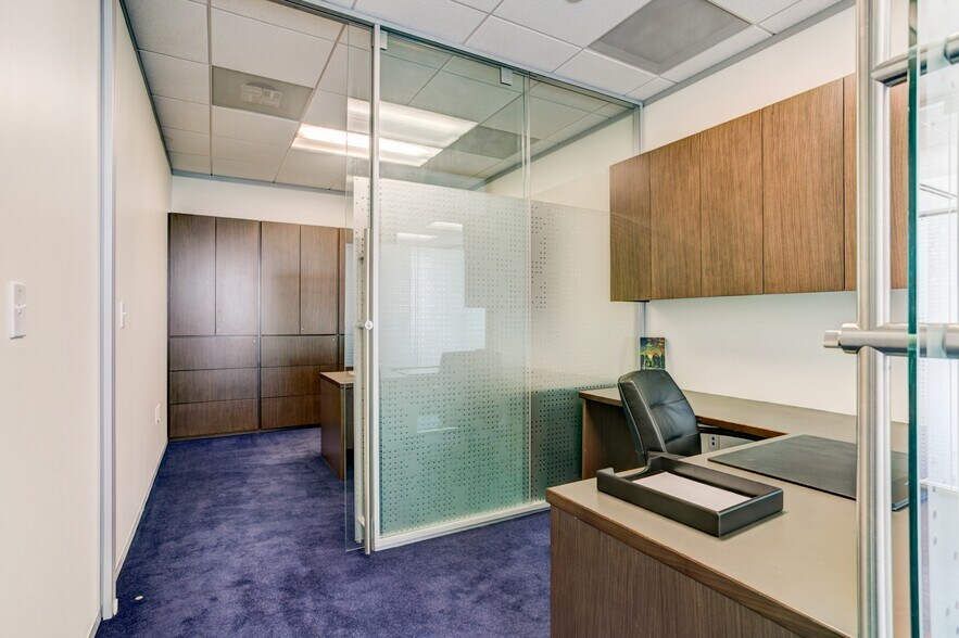 More Photos Of 3333 Piedmont Rd NE, Atlanta Office For Lease