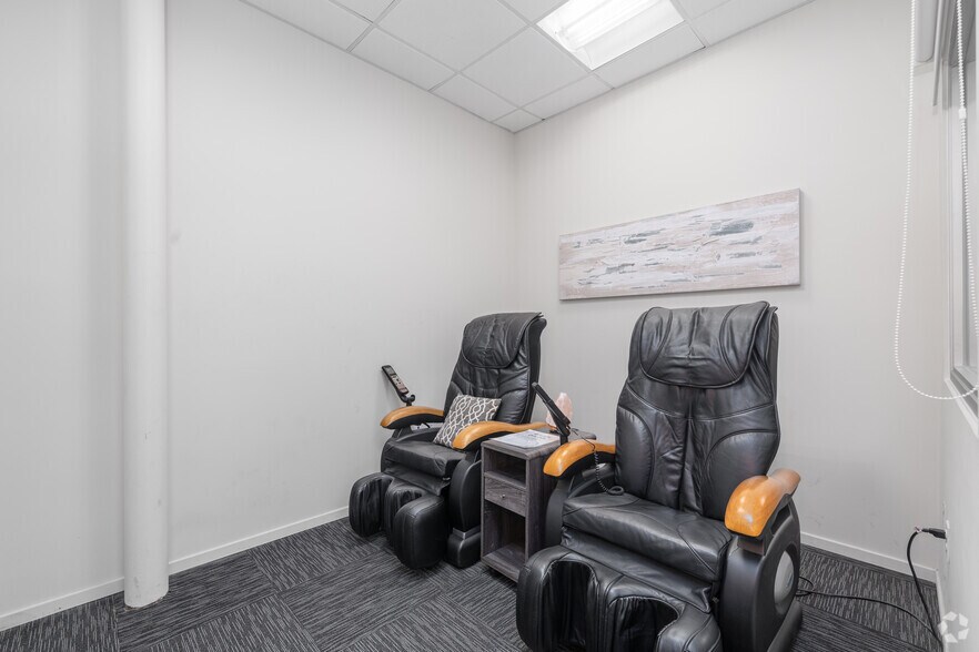 More Photos Of 6350 Santa Monica Blvd, Los Angeles Office For Sale