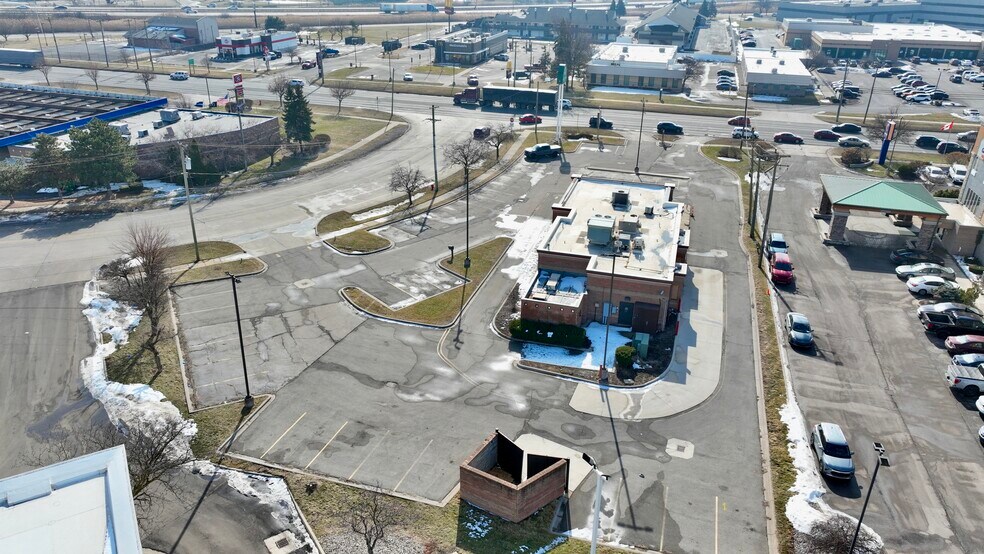 More Photos Of 18902 Northline Rd, Southgate Fast Food For Lease