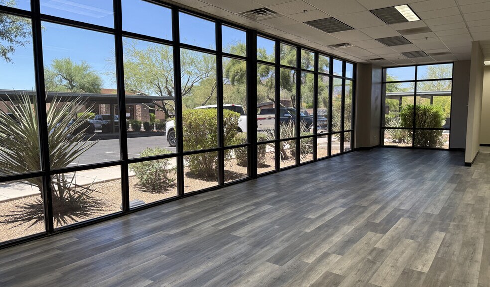 More Photos Of 33747 N Scottsdale Rd, Scottsdale Office For Sale