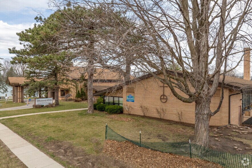 4200 Buckeye Rd, Madison, WI 53716 Religious Facility For Sale