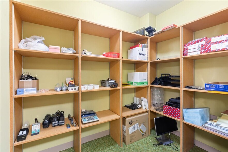 More Photos Of 127 Pearl St, Council Bluffs Office For Lease