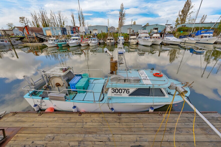 More Photos Of 9505 Gunderson Rd, Delta Industrial For Sale