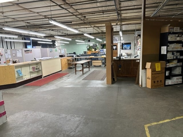 More Photos Of 356 South Ave, Whitman Light Manufacturing For Lease