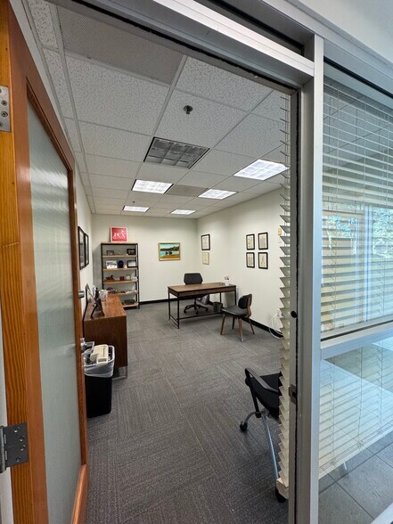 More Photos Of 2300 Knoll Dr, Ventura Manufacturing For Lease