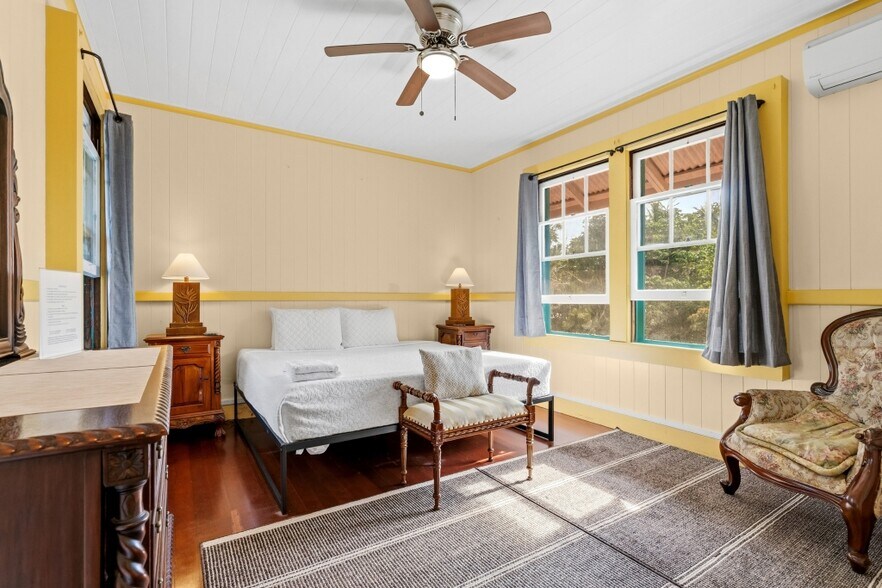 More Photos Of 1896 Kalanianaole St, Hilo Hospitality For Sale