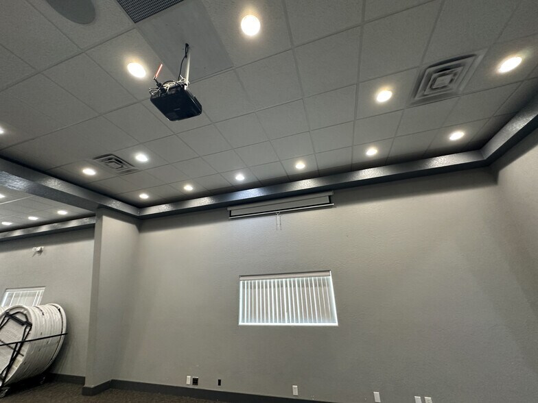 More Photos Of 3099 Highway 95, Mountain Grove Restaurant For Sale