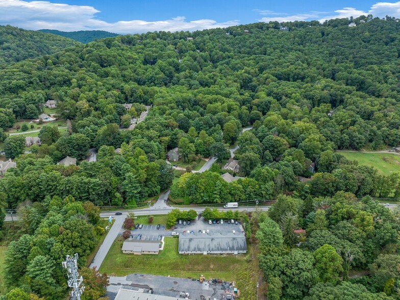 More Photos Of 3179 Sweeten Creek Rd, Asheville General Retail For Lease
