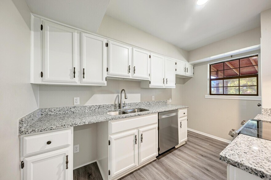 More Photos Of 3225 County Road 111, Lampasas Specialty For Sale