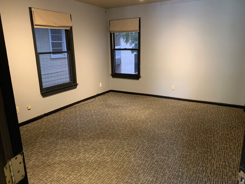 More Photos Of 1619 W 6th St, Austin Loft Creative Space For Lease