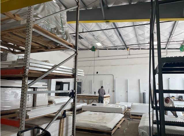 More Photos Of 920 Crooked Hill Rd, Brentwood Freestanding For Lease