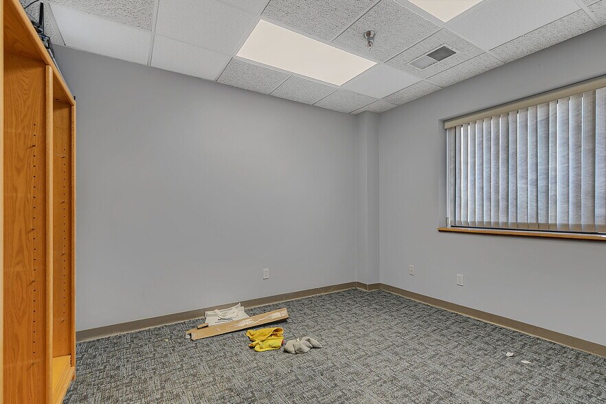 More Photos Of 601 Franklin Ave NE, Saint Cloud Warehouse For Sale