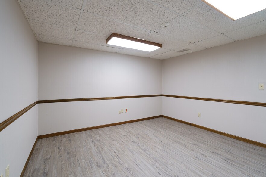 More Photos Of 6100 W Main St, Belleville Bank For Sale