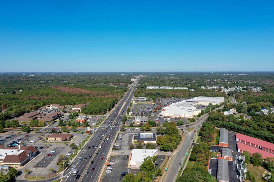 More Photos Of 24 Brick Blvd, Brick Freestanding For Lease