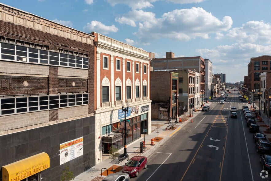 More Photos Of 2229 S Michigan Ave, Chicago General Retail For Lease