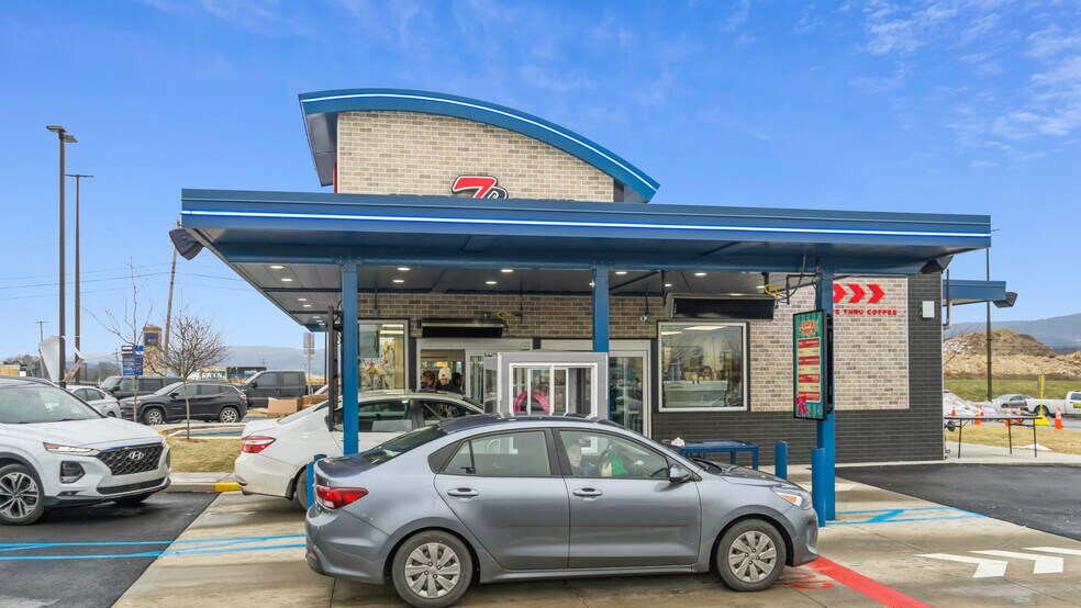 More Photos Of 1100 Mountain Laurel Plaza, Latrobe General Retail For Sale