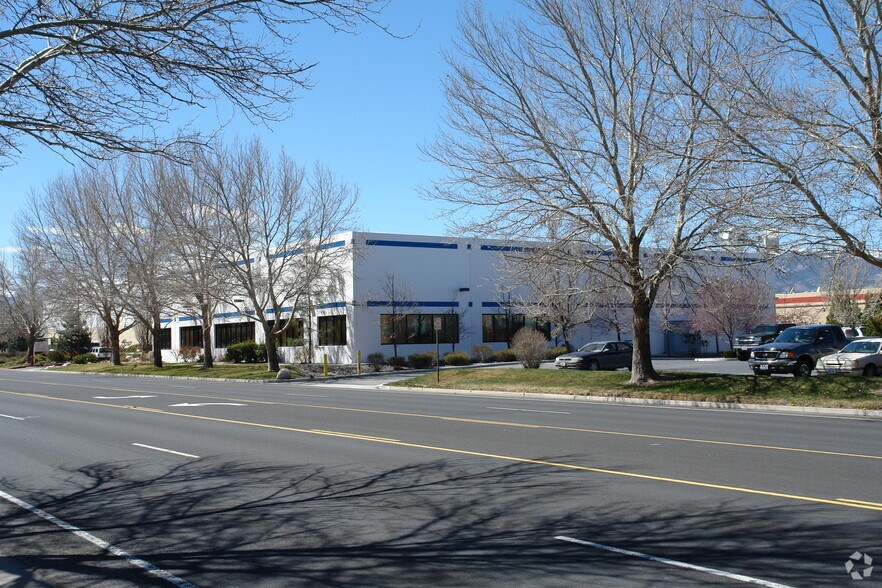 More Photos Of 4875 Longley Ln, Reno Showroom For Lease
