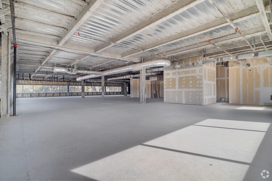 More Photos Of 5131 Medical Dr, San Antonio Medical For Lease