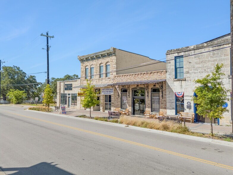 More Photos Of 923 Main St, Liberty Hill Convenience Store For Sale