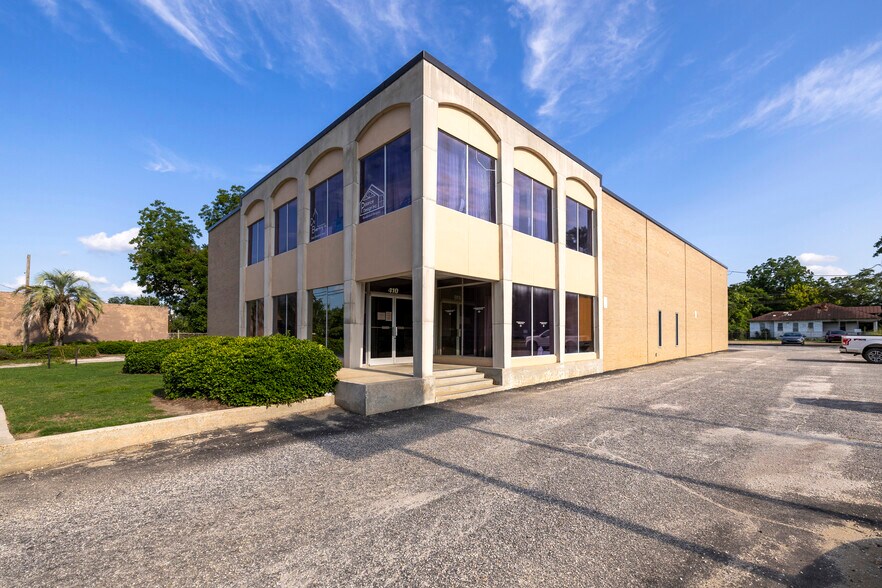 More Photos Of 410 W Liberty St, Sumter Office Residential For Sale