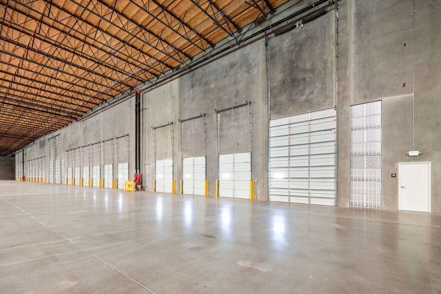 More Photos Of 901 Venture Way, Gilroy Unknown For Lease