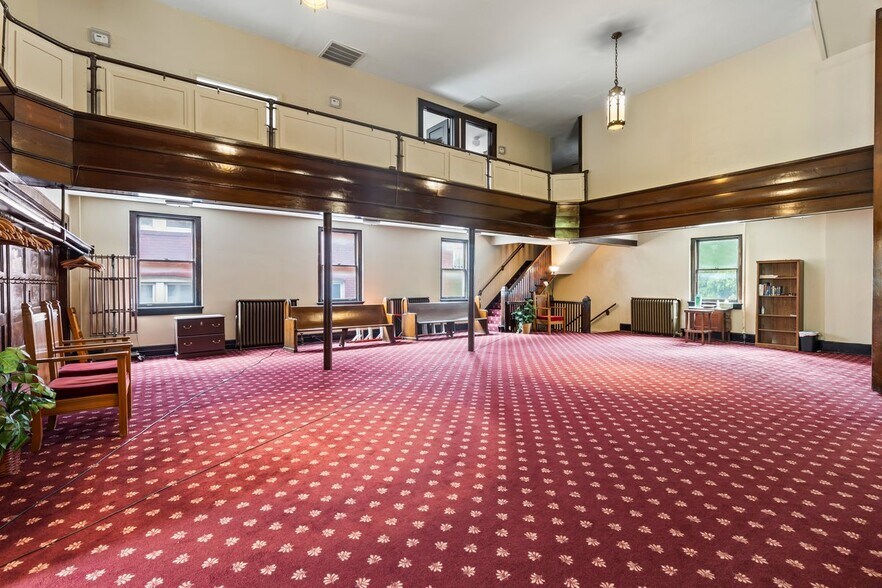 More Photos Of 1517 McCausland Ave, Saint Louis Specialty For Sale