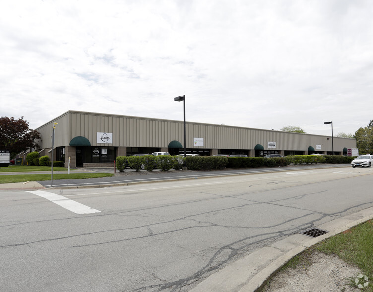 Primary Photo Of 825 W 75th St, Willowbrook Light Manufacturing For Lease