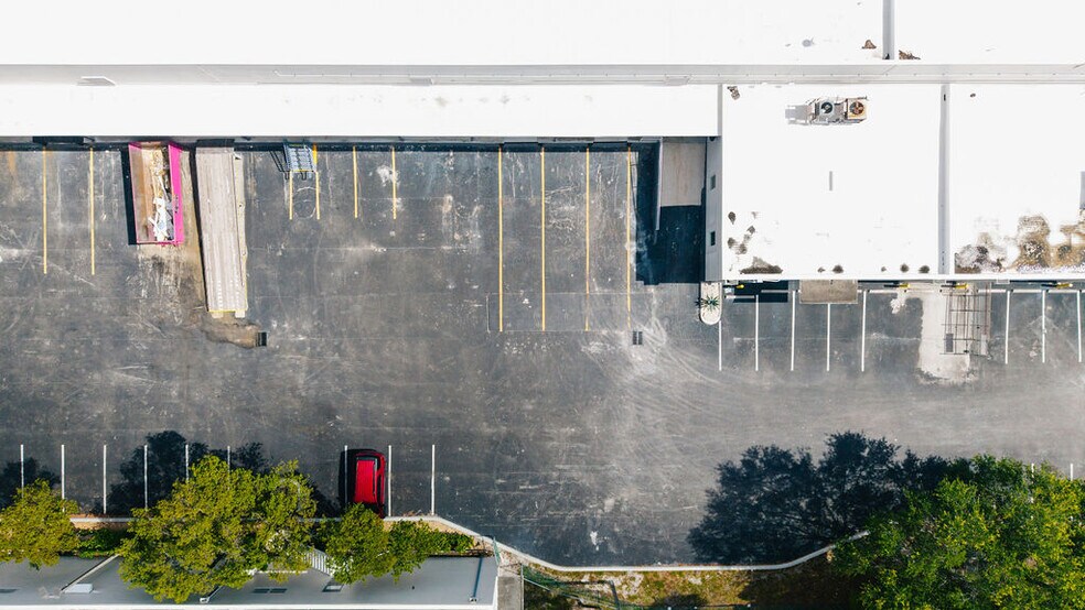 More Photos Of 4200 N 29th Ave, Hollywood Unknown For Lease