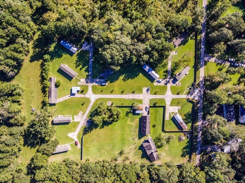 More Photos Of 24917 W Christine Dr, Splendora Manufactured Housing Mobile Home Park For Sale