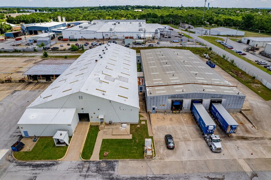 More Photos Of 6717 S 61st West Ave, Tulsa Manufacturing For Sale