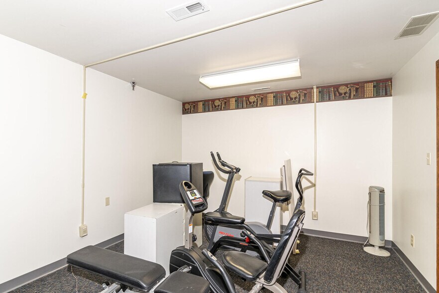 More Photos Of 1640 N Ritter Ave, Indianapolis Medical For Sale