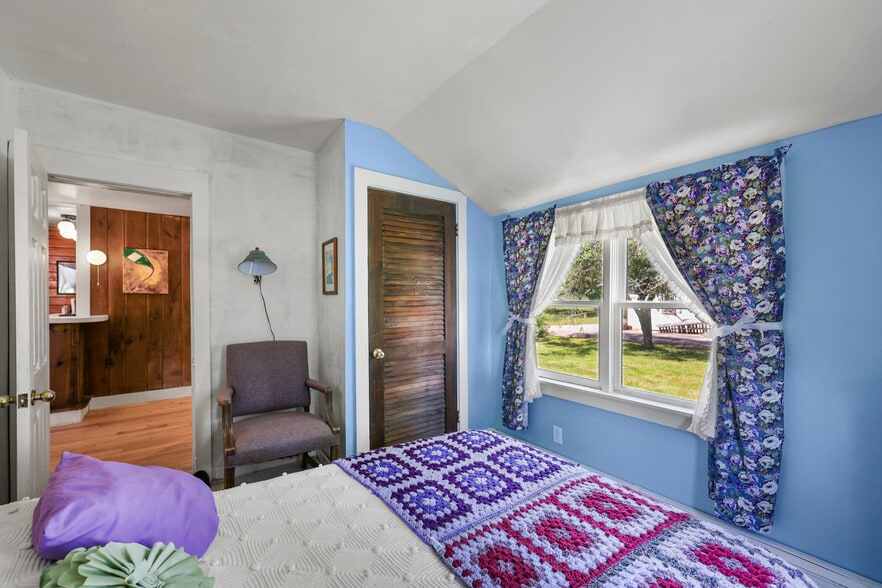 More Photos Of 2010-2012 Clayton Mill Rd, Mill River Specialty For Sale