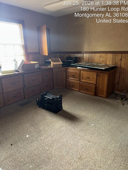 More Photos Of 180 Hunter Loop Rd, Montgomery Office For Lease