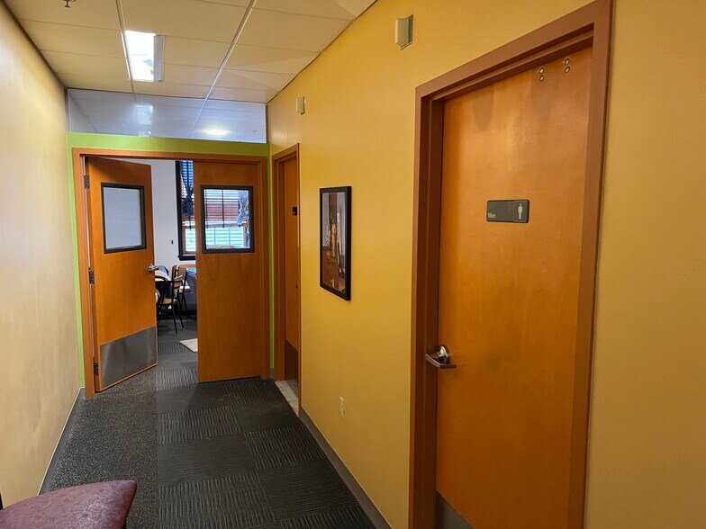 More Photos Of 154 New Britain Ave, Rocky Hill Restaurant For Sale