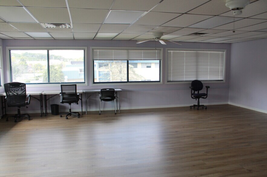 More Photos Of 3321 Doris Ave, Ocean Unknown For Lease