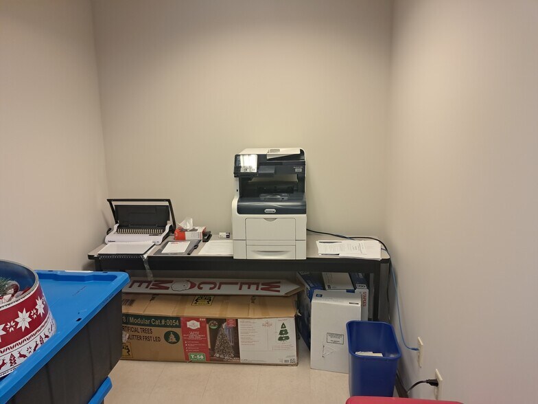 More Photos Of 909 Green St, Harrisburg Office For Lease