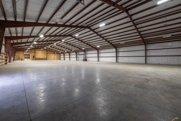 More Photos Of 27592 N 79 Hwy, Hot Springs Warehouse For Sale