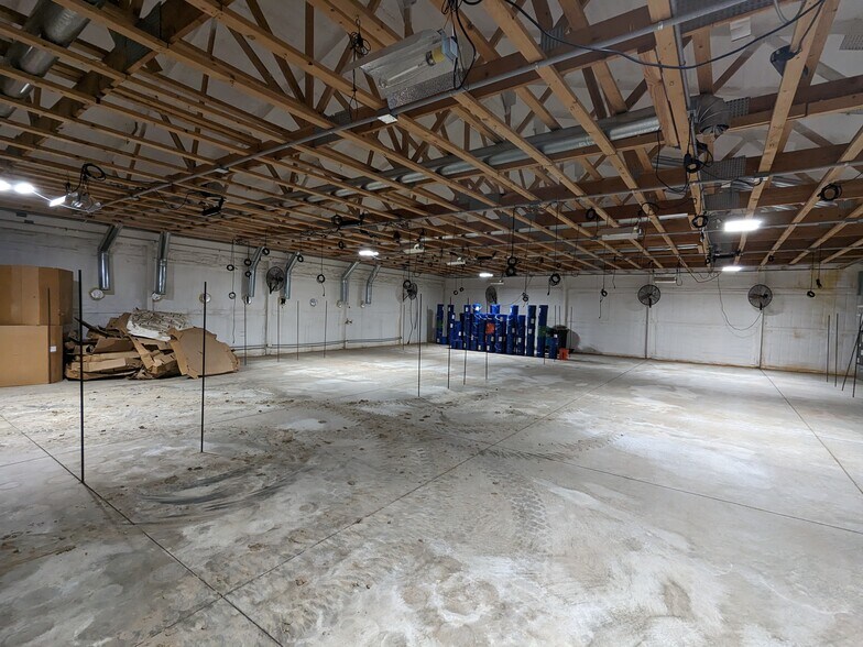 More Photos Of 7904 County Road 19, Fort Lupton Manufacturing For Sale