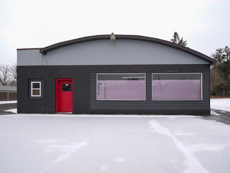 More Photos Of 2231 Grand, Wisconsin Rapids Storefront Retail Office For Sale