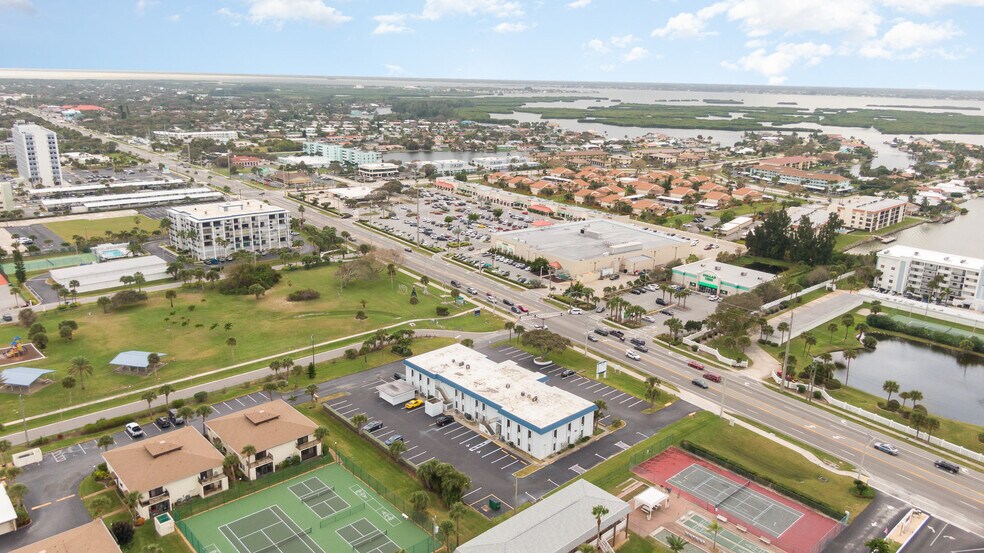 More Photos Of 3000 N Atlantic Ave, Cocoa Beach Office For Lease