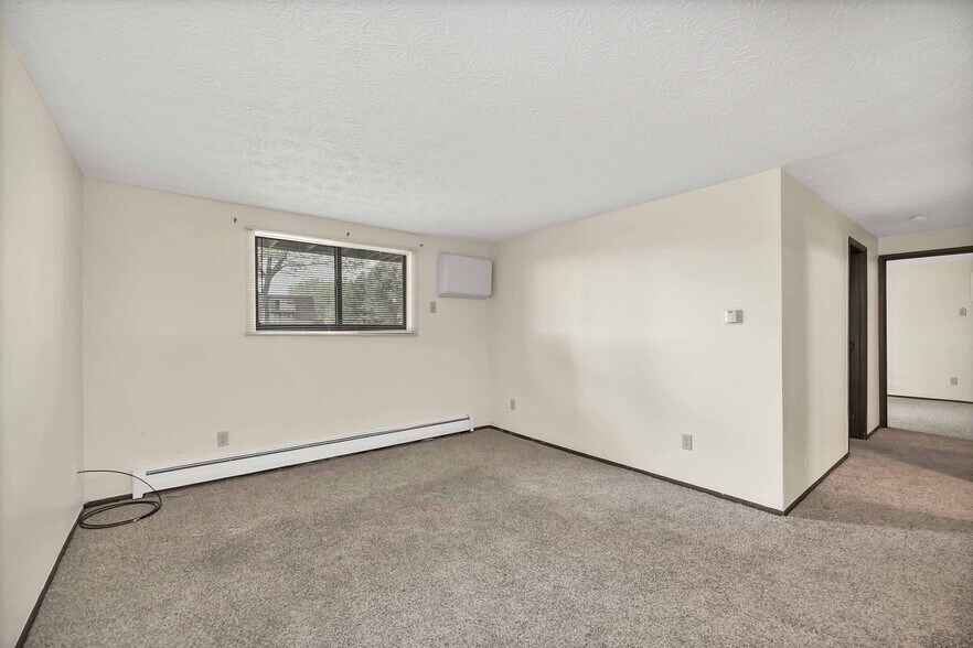 More Photos Of 2612 Pioneer Trl, Sandusky Apartments For Sale