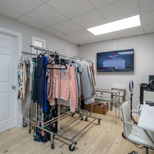 More Photos Of 50 Greenwich Ave, Greenwich General Retail For Lease