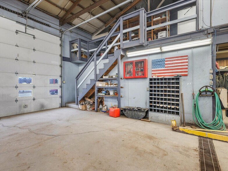 More Photos Of 4554 Il Route 173, Poplar Grove General Retail For Sale