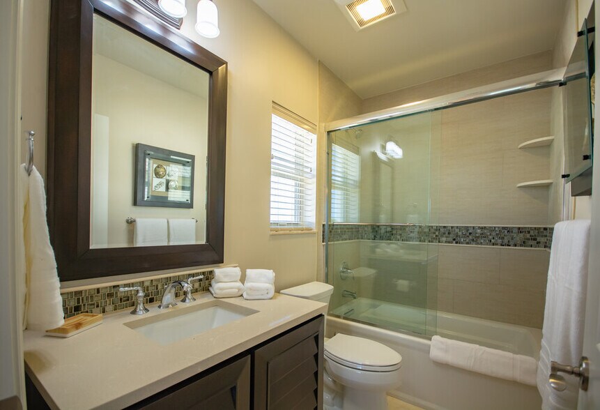 More Photos Of 2394 Coco Plum Dr, Marathon Specialty For Sale